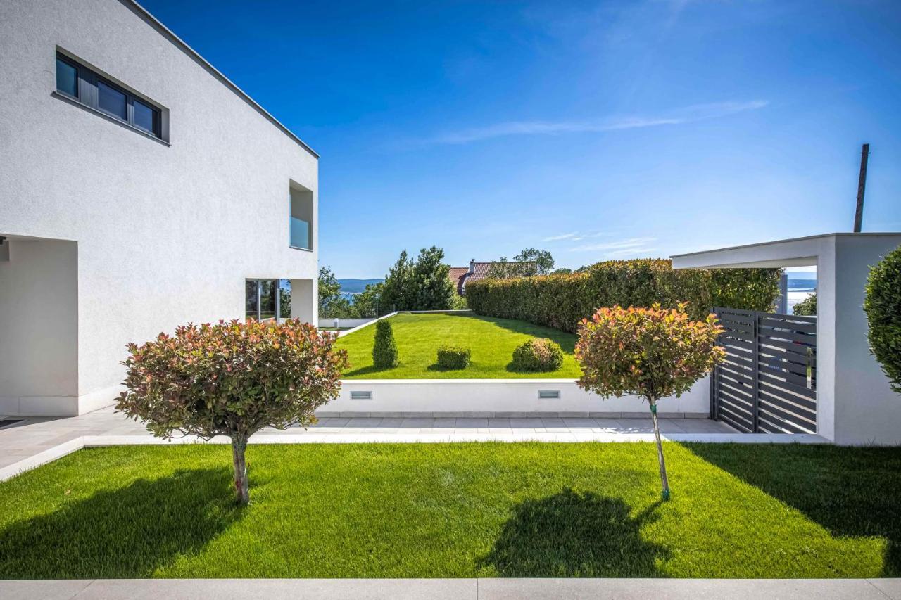 Villa Rina - Luxury Holiday Home Цриквеница Экстерьер фото