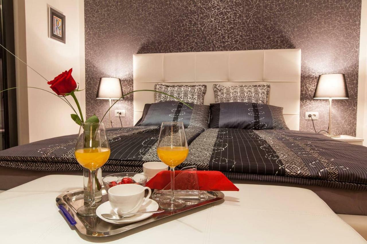Villa Rina - Luxury Holiday Home Цриквеница Экстерьер фото