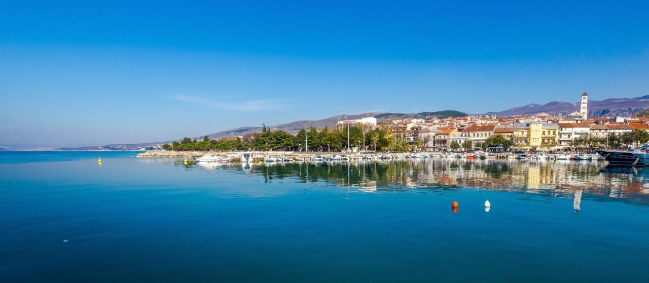 Villa Rina - Luxury Holiday Home Цриквеница Экстерьер фото
