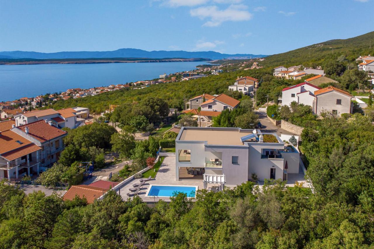 Villa Rina - Luxury Holiday Home Цриквеница Экстерьер фото