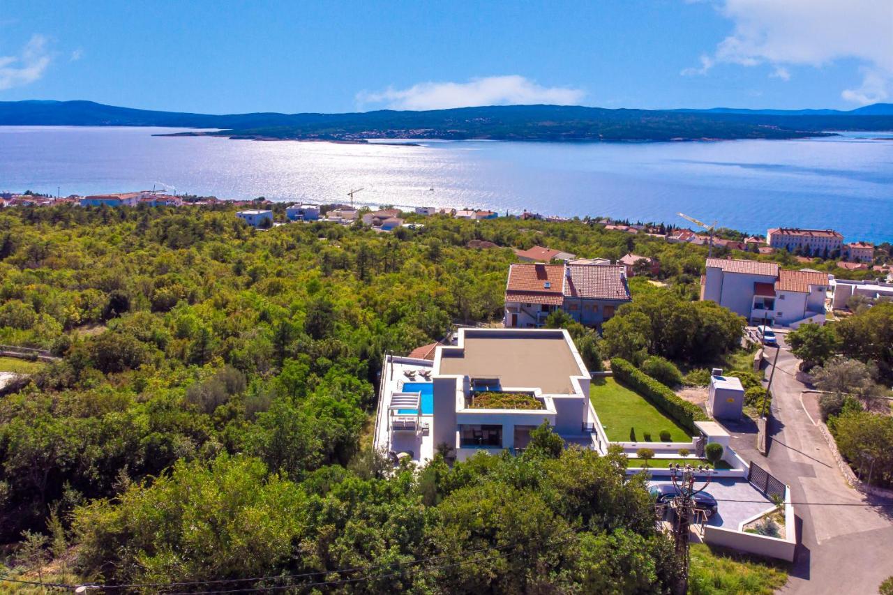 Villa Rina - Luxury Holiday Home Цриквеница Экстерьер фото